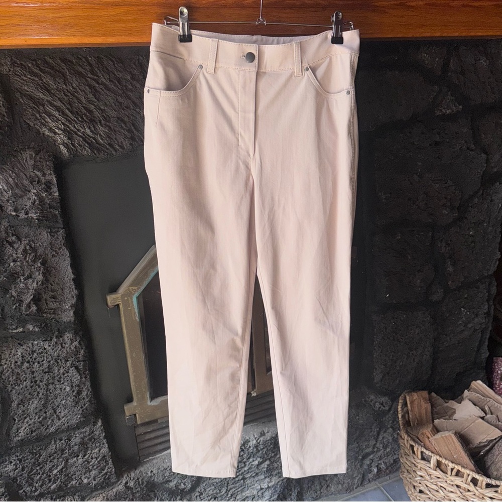 Lululemon Athletica size 8 Tan Pants - Picture 5 of 14